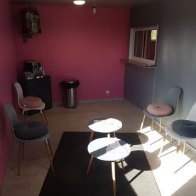 Salle d'attente Pneu Bastide